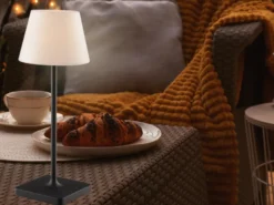 Akku LED Outdoor Tischleuchte JAMMIN Schwarz, Dimmbar Höhe 39cm