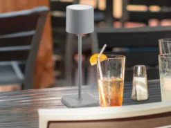 Akku LED Tischleuchte FERNANDEZ kabellos für Innen & Außen, Grau - H: 38cm