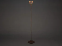 Akku Stehlampe NICE für Outdoor dimmbar, kabellos in Rostoptik, klein 120cm