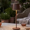 Akku Tischlampe COSENZA 2.0 Rostfarben ohne Kabel mit Ladestation, Höhe 34cm