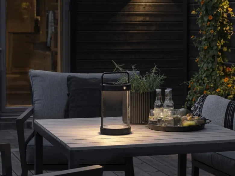 Akku Tischleuchte CROTONE per Solar & USB aufladbar, Schwarz Höhe 30cm