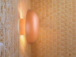 Akku Wandleuchte DAVEY aus Metall Orange per USB aufladbar, Ø 15,5cm