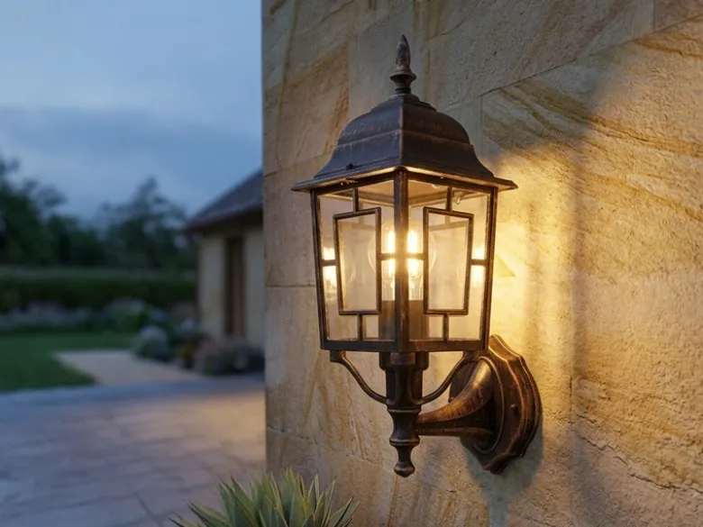 Antike Außenwandleuchte, Laterne stehend Rostoptik mit E27 LED, Höhe 41cm