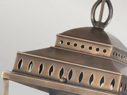Außenhängeleuchte MANSION HOUSE im Landhausstil, Altmessing Ø22cm