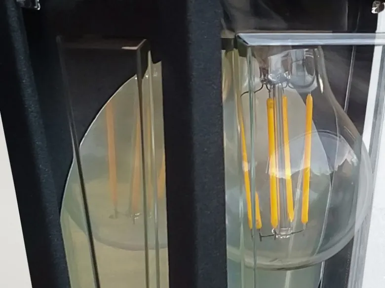 Außenwandleuchte Höhe 32,5cm Halbschale Schwarz mit reflektierender Rückwand