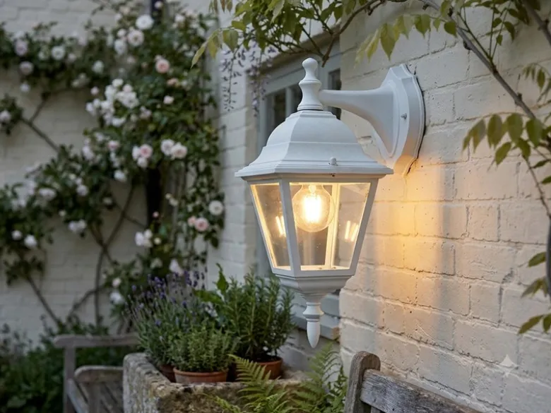 Außenwandleuchte Laterne hängend, Aluminium Weiß mit E27 LED, Höhe 34cm