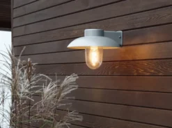 Außenwandleuchte MANI aus Aluminium Silbergrau & Klarglas, Höhe 21cm