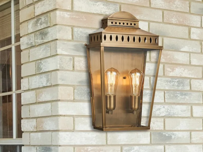 Außenwandleuchte MANSION HOUSE im Landhausstil, Altmessing Höhe 49cm