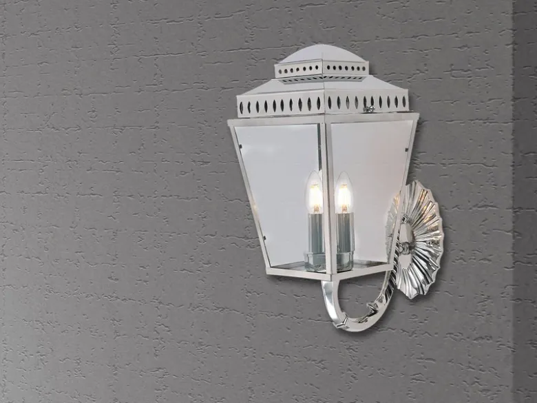 Außenwandleuchte MANSION HOUSE im Landhausstil, Silber Höhe 48cm