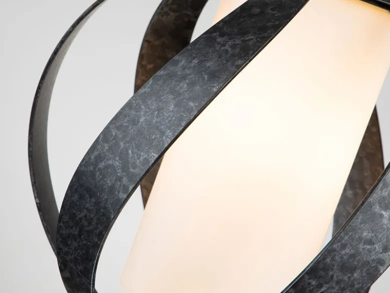 Außergewöhnliche Pendelleuchte BLACKSMITH für Innen & Außen, Ø25cm