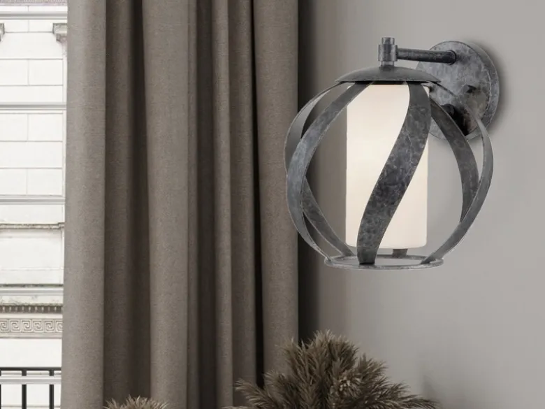 Außergewöhnliche Wandleuchte BLACKSMITH für Innen & Außen, Höhe 28cm