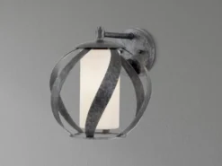Außergewöhnliche Wandleuchte BLACKSMITH für Innen & Außen, Höhe 28cm