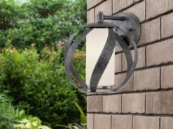 Außergewöhnliche Wandleuchte BLACKSMITH für Innen & Außen, Höhe 28cm