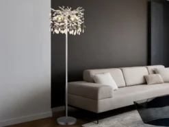 Ausgefallene LED Stehlampe Silber mit Glas Kristall 2-farbig, Höhe 155cm