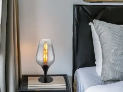 Ausgefallene LED Tischleuchte mit Rauchglas Lampenschirm, Höhe 31cm