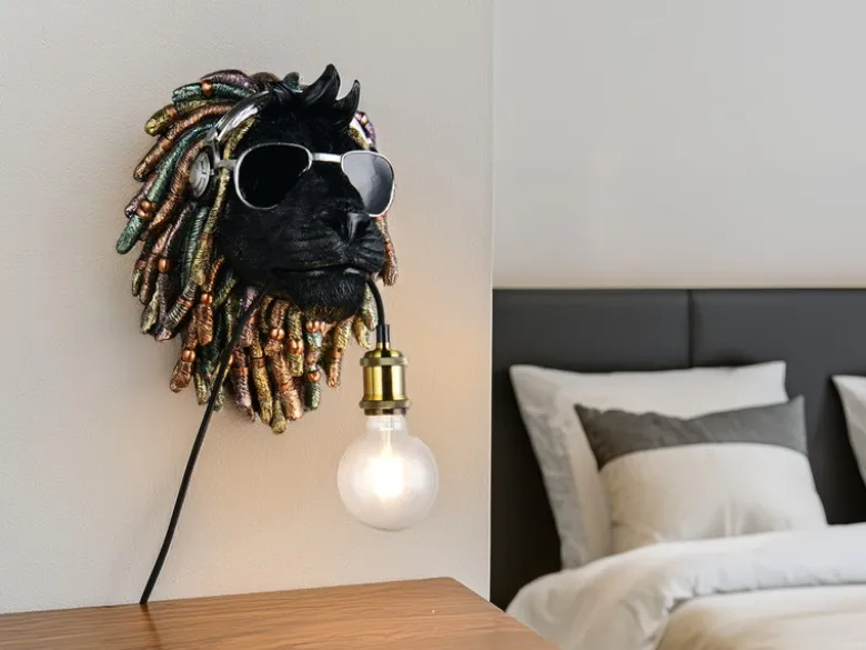 Ausgefallene LED Wandleuchte Löwenkopf mit Stecker und Schalter, Höhe 38cm