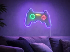 Ausgefallene Neon LED Wandleuchte GAMER mit USB Kabel & Schalter, Breite 41cm