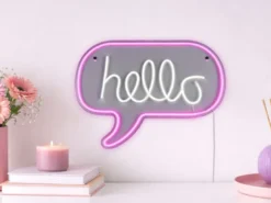 Ausgefallene Neon LED Wandleuchte HELLO mit USB Kabel & Schalter, Breite 43cm