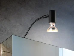 Badezimmerlampe GIADA in Schwarz für Spiegelschrank mit schwenkbarem Spot