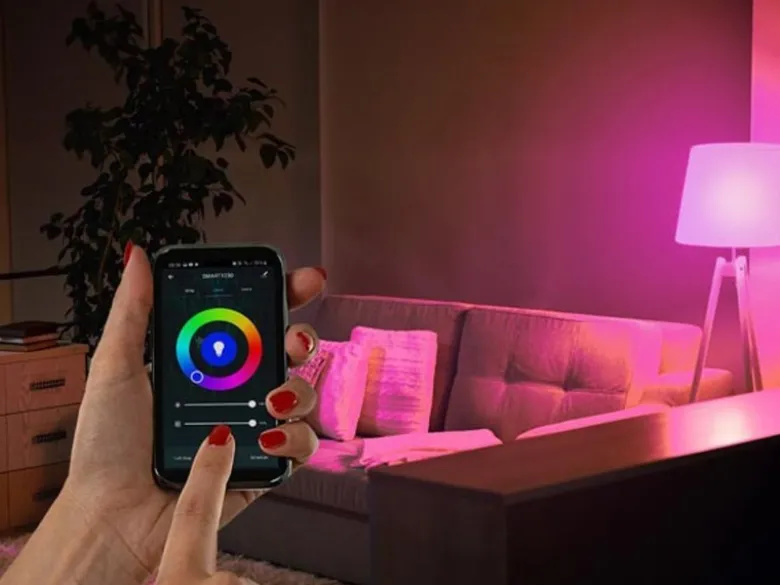 E27 LED WIFI, 8,5 Watt 806 Lumen, 2700-6500 Kelvin, RGB, Ø6cm, per App steuerbar