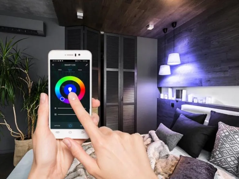 E27 LED WIFI, 8,5 Watt 806 Lumen, 2700-6500 Kelvin, RGB, Ø6cm, per App steuerbar