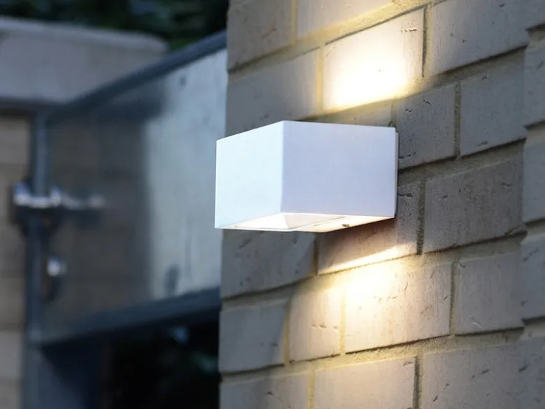 Eckige LED Außenwandlampe GEMINI Up and Down aus ALU Weiß 14cm breit, IP54