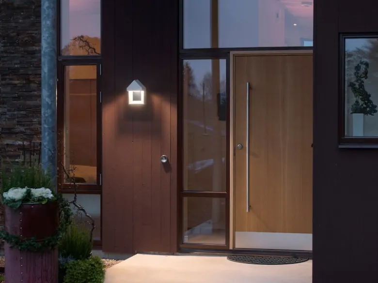 Edle Wandleuchte COSENZA, weiß, 5 Watt HP-LED, 400 Lumen, IP54