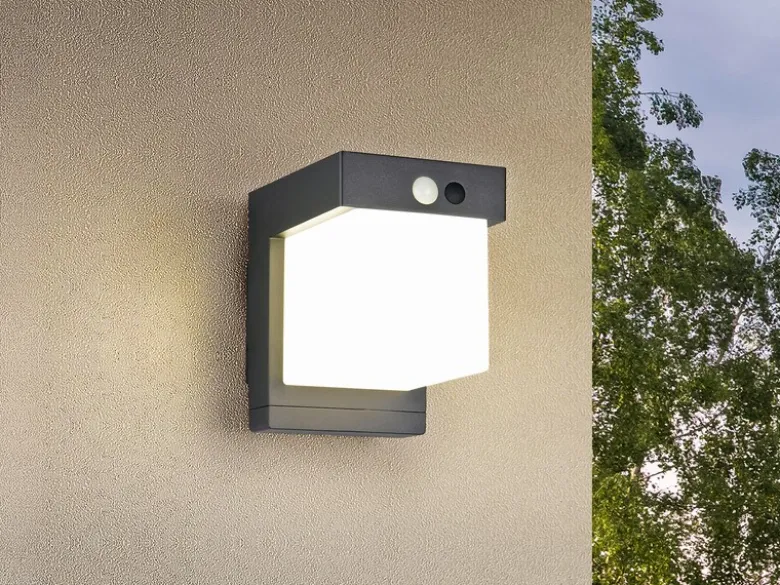 2er SET Außenwandleuchten mit Solar und Strom, Hybrid mit Bewegungsmelder