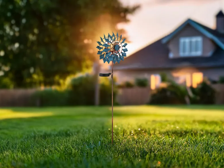 2er Set Solar Gartenstecker Windrad mit Erdspieß in Blau & Kupfer, Höhe 92cm