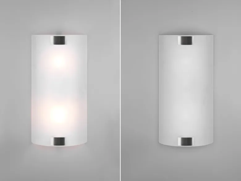 Flache Wandleuchte PURA Glaslampenschirm Silber, Höhe 40cm