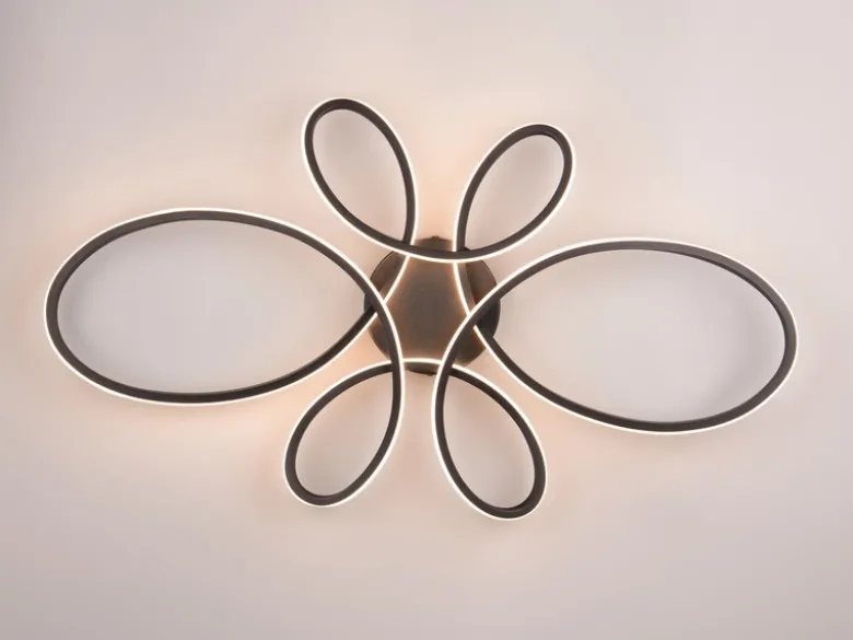 Große LED Deckenleuchte FLY geschwungen Schwarz, Breite 83cm