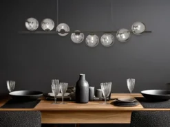 Große LED Pendelleuchte 8-flammig Schwarz-Glaskugeln Rauchglas, Breite 145cm