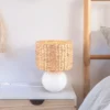 Große LED Tischleuchte Keramikfuß Weiß mit Seegras Lampenschirm, Höhe 40cm