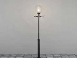 Große Mastleuchte ORION Aluminium Schwarz mit Glaskugel, Höhe 240cm