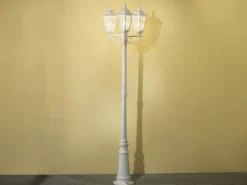Große Straßenlaterne Aluminium Weiß, E27 Gartenlaterne 3-flammig, Höhe 220cm