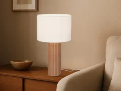 Große Tischlampe BLAIR mit Keramikfuß Mocca & Stoffschirm Beige, Höhe 51cm