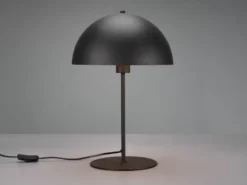Große Tischleuchte NOLA aus Metall Schwarz, Lampenschirm innen Gold, Höhe 45cm
