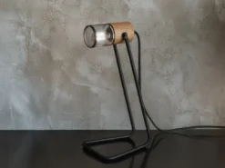 Industrial TOSH Tischlampe Metallgeflecht Metallschirm und Holzsockel, Höhe 40cm