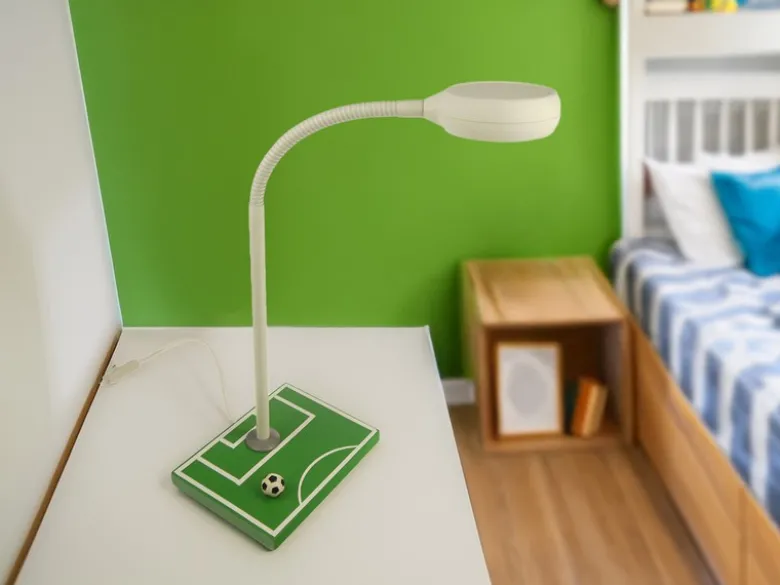 Kinder Schreibtischlampe FUSSBALLFELD mit Flexarm, Höhe 37cm