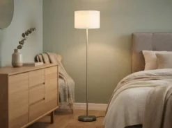 Klassische Stehlampe HOTEL mit E27 Stoffschirm Weiß, Höhe 160cm