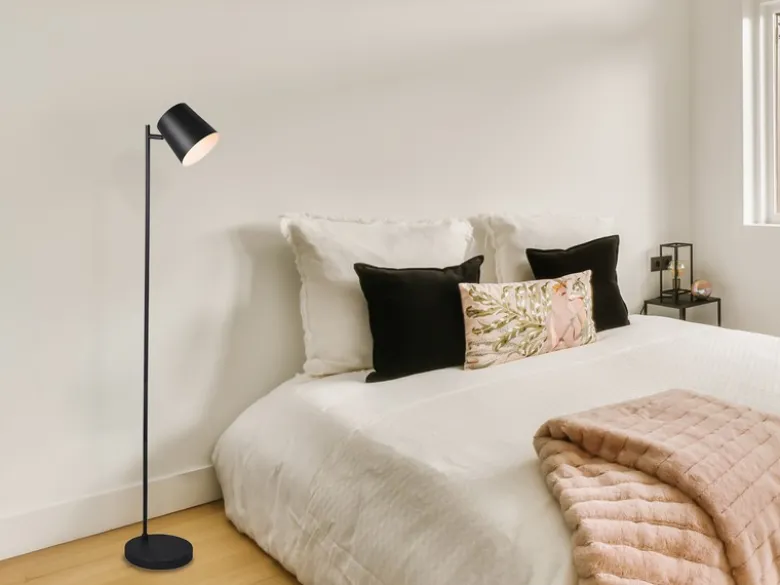 Kleine Akku Stehlampe BLAKE kabellos - dimmbar, Metall Schwarz, Höhe 125cm