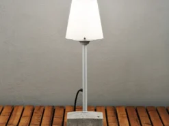 Kleine Außenstehleuchte / Bodenleuchte LUCCA aus Aluminium, Höhe 59cm, Weiß