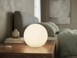 Kleine Glas Kugel Tischlampe PINGPONG Weiß Ø 20cm