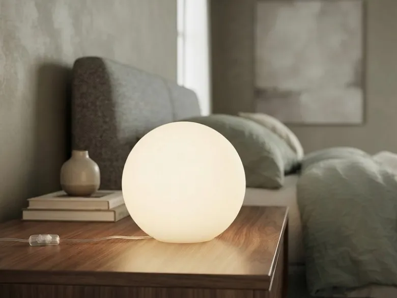 Kleine Glas Kugel Tischlampe PINGPONG Weiß Ø 20cm