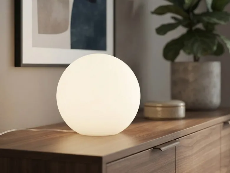 Kleine Glas Kugel Tischlampe PINGPONG Weiß Ø 20cm