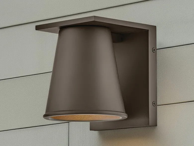 Kleine LED Außenwandleuchte HANS Bronzefarbig, Salzluft resistent, Höhe 15,5cm