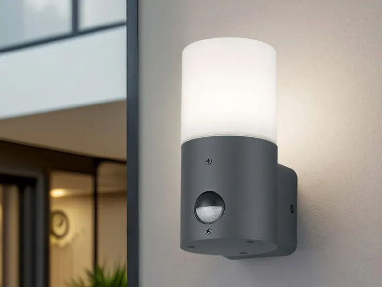 Kleine LED Außenwandleuchte mit Bewegungsmelder, Anthrazit, Höhe 17,5cm