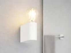 Kleine LED Bad Wandleuchte aus Kunststoff Weiß, Höhe 8cm