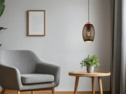 Kleine LED Pendelleuchte in Schwarz/Gold mit ausgefallenem Stanzmuster, Ø 15cm