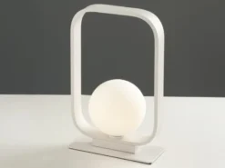 Kleine LED Tischleuchte Metall mit Glaskugel Opalweiß, Höhe 26cm